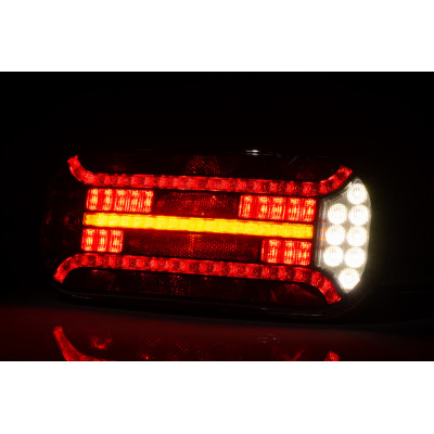 Lampa LED tylna uniwersalna PRAWA 6-funkcyjna 12-36V FT-610P