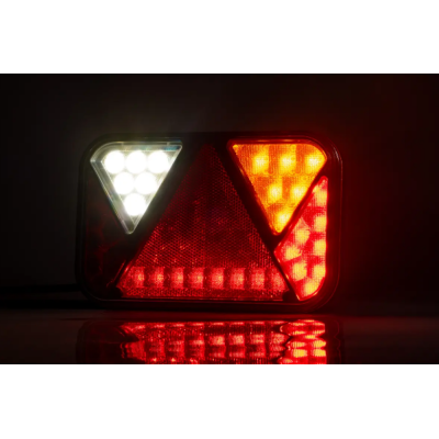 LED-Rückleuchte RECHTS 12V ohne Kennzeichenbeleuchtung FT-270P BAYONET 5-PIN