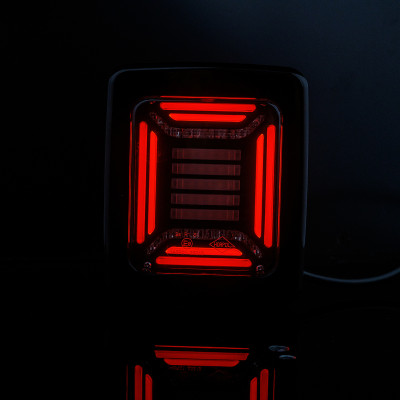 Lampa LED zespolona tylna CUBE z ramką czarną LZD2877 E20